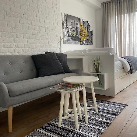 Enjoy B-52 Studio Belgrad Exterior foto