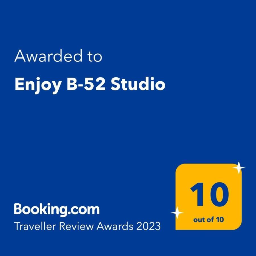Enjoy B-52 Studio Belgrad Exterior foto